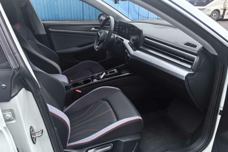 Used Volkswagen Lamando 2024 Lavida L 280TSI DSG Spicy Edition Interior 4