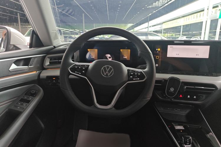 Used Volkswagen Lamando 2024 Lavida L 280TSI DSG Cool & Spicy Edition Interior 5