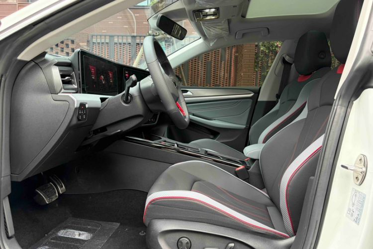Used Volkswagen Lamando 2024 Lavida L 280TSI DSG Cool & Spicy Edition Interior 6