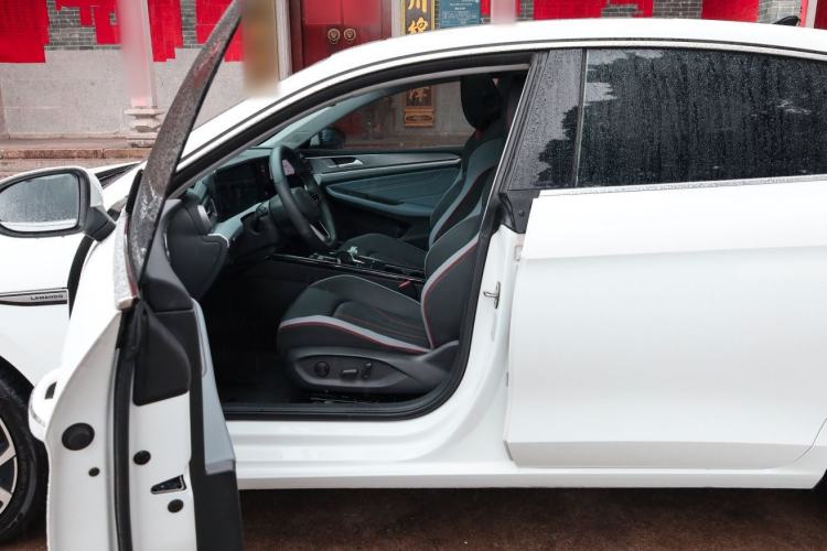 Used Volkswagen Lamando 2024 Lavida L 280TSI DSG Cool & Spicy Edition Interior 8