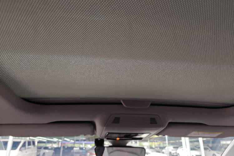 Used Volkswagen Lamando 2024 Lavida L 280TSI DSG Cool & Spicy Edition Interior 9
