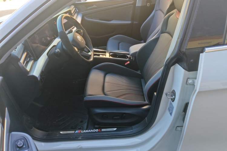 Used Volkswagen Lamando 2024 Lavida L 280TSI DSG Cool & Spicy Edition Left Front Seat