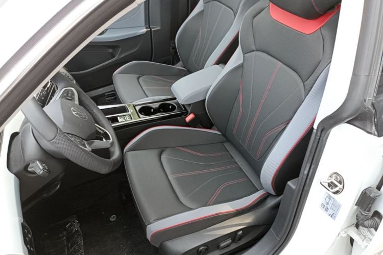 Used Volkswagen Lamando 2024 Lavida L 280TSI DSG Cool & Spicy Edition Left Front Seat