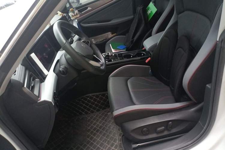 Used Volkswagen Lamando 2024 Lavida L 280TSI DSG Cool & Spicy Edition Left Front Seat