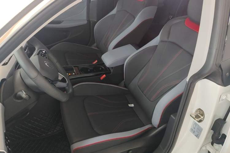Used Volkswagen Lamando 2024 Lavida L 280TSI DSG Cool & Spicy Edition Left Front Seat