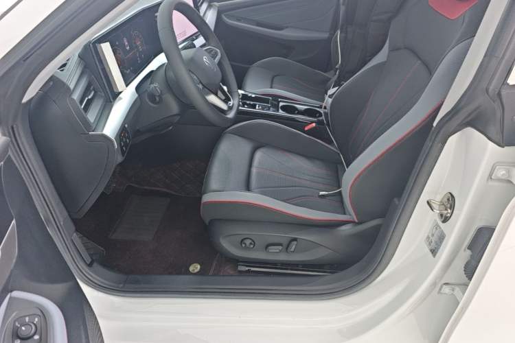 Used Volkswagen Lamando 2024 Lavida L 280TSI DSG Spicy Edition Left Front Seat