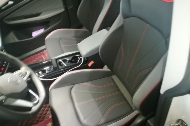 Used Volkswagen Lamando 2024 Lavida L 280TSI DSG Cool & Spicy Edition Left Front Seat