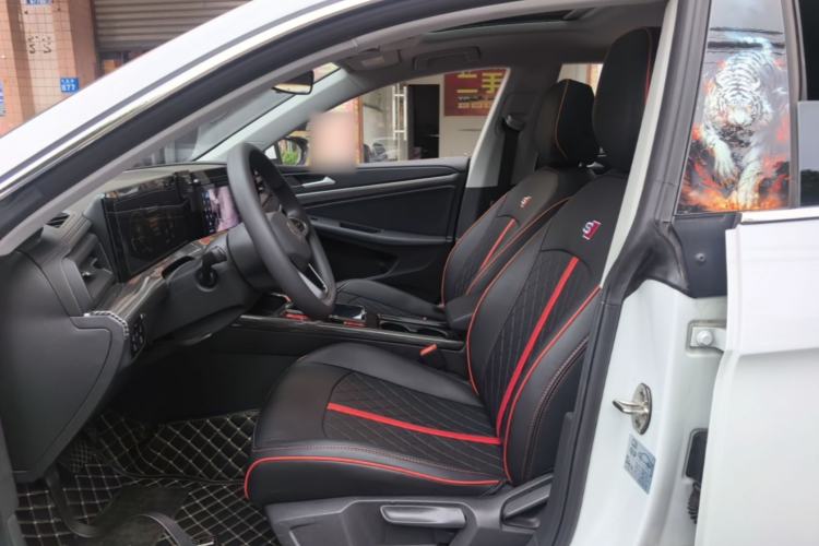 Used Volkswagen Lamando 2024 Lingdu L 200TSI DSG Trendy & Spicy Edition Left Front Seat