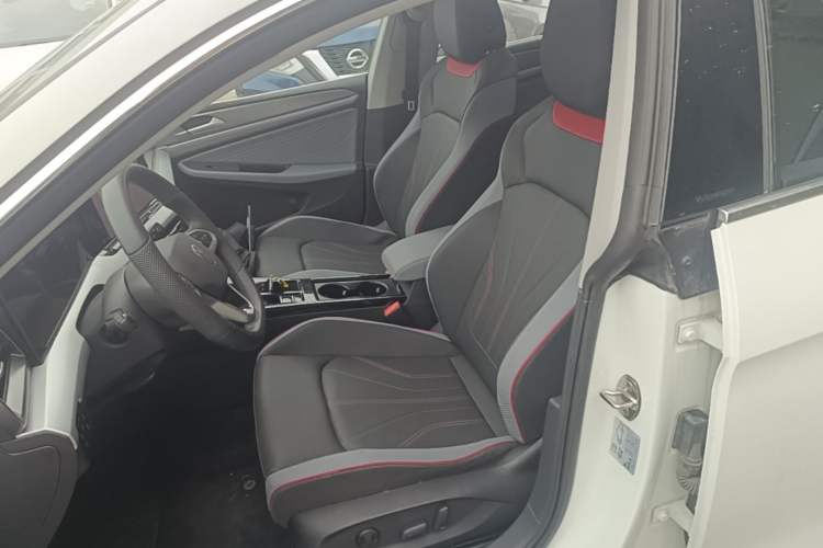 Used Volkswagen Lamando 2024 Lavida L 280TSI DSG Cool & Spicy Edition Left Front Seat
