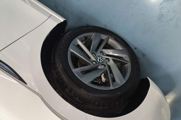 Used Volkswagen Lamando 2024 Lavida L 280TSI DSG Spicy Edition Left Front Wheel Hub