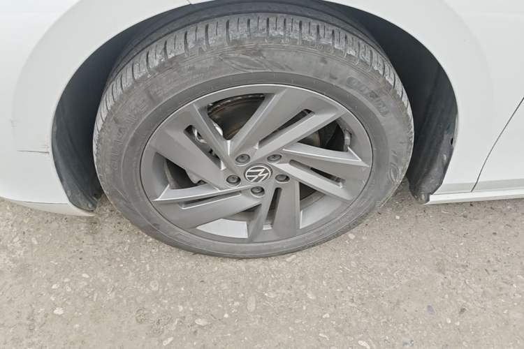 Used Volkswagen Lamando 2024 Lavida L 280TSI DSG Spicy Edition Left Front Wheel Hub