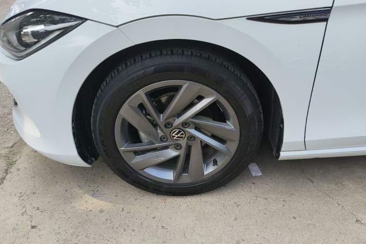 Used Volkswagen Lamando 2024 Lingdu L 200TSI DSG Trendy & Spicy Edition Left Front Wheel Hub