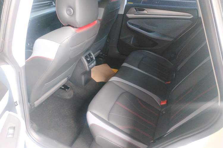 Used Volkswagen Lamando 2024 Lavida L 280TSI DSG Cool & Spicy Edition Left Rear Seat
