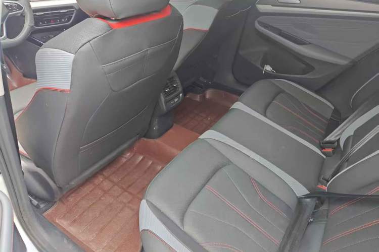 Used Volkswagen Lamando 2024 Lavida L 280TSI DSG Cool & Spicy Edition Left Rear Seat