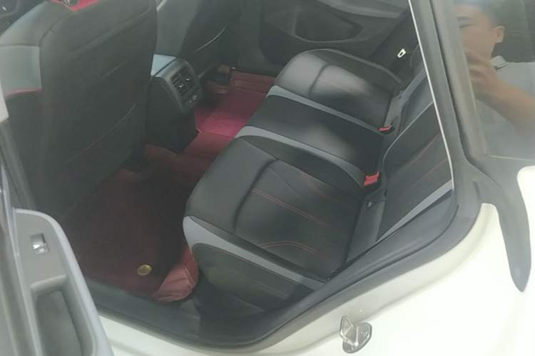 Used Volkswagen Lamando 2024 Lavida L 280TSI DSG Cool & Spicy Edition Left Rear Seat