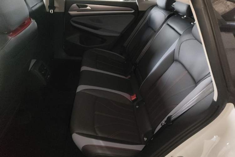 Used Volkswagen Lamando 2024 Lavida L 280TSI DSG Cool & Spicy Edition Left Rear Seat