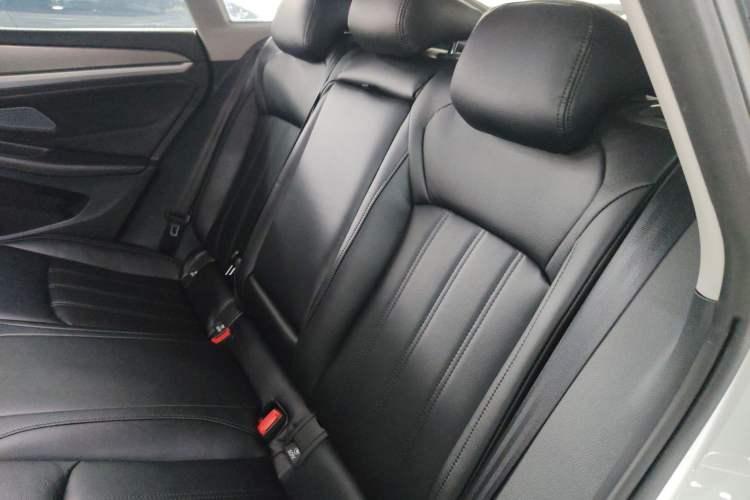 Used Volkswagen Lamando 2024 Lavida L 280TSI DSG Cool & Spicy Edition Left Rear Seat