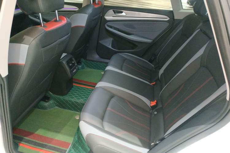 Used Volkswagen Lamando 2024 Lavida L 280TSI DSG Cool & Spicy Edition Left Rear Seat