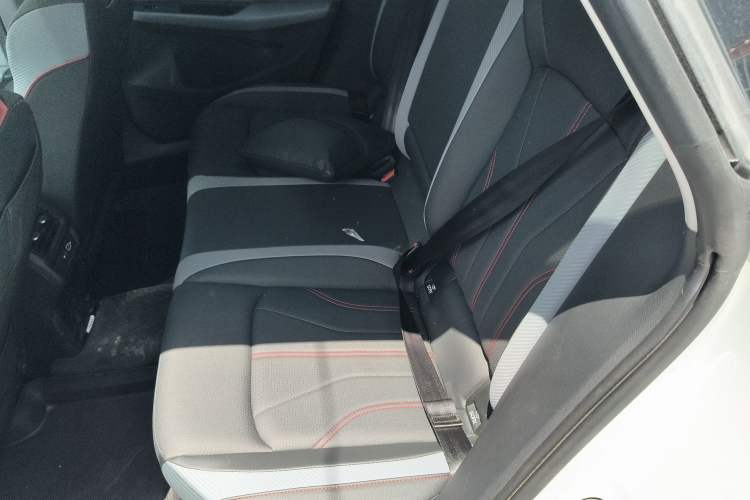 Used Volkswagen Lamando 2024 Lavida L 280TSI DSG Cool & Spicy Edition Left Rear Seat