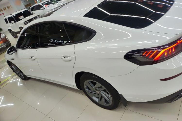 Used Volkswagen Lamando 2024 Lingdu L 200TSI DSG Trendy & Spicy Edition Left Side