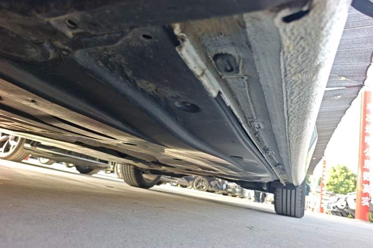 Used Volkswagen Lamando 2024 Lavida L 280TSI DSG Cool & Spicy Edition Left Side Sill