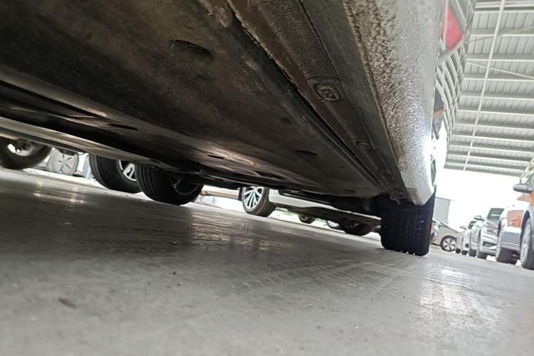 Used Volkswagen Lamando 2024 Lavida L 280TSI DSG Cool & Spicy Edition Left Side Sill