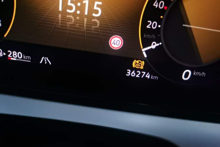 Used Volkswagen Lamando 2024 Lavida L 280TSI DSG Cool & Spicy Edition Odometer Close Up