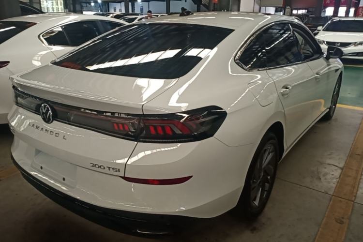 Used Volkswagen Lamando 2024 Lingdu L 200TSI DSG Trendy & Spicy Edition Rear Right 45 Deg
