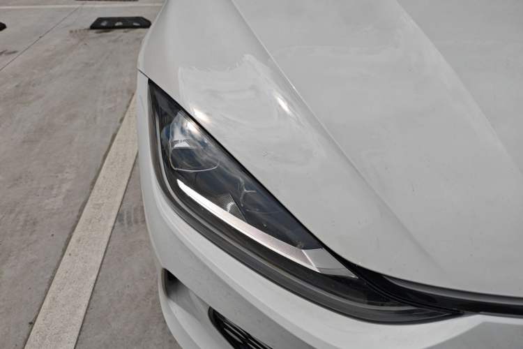 Used Volkswagen Lamando 2024 Lavida L 280TSI DSG Cool & Spicy Edition Right Front Headlight