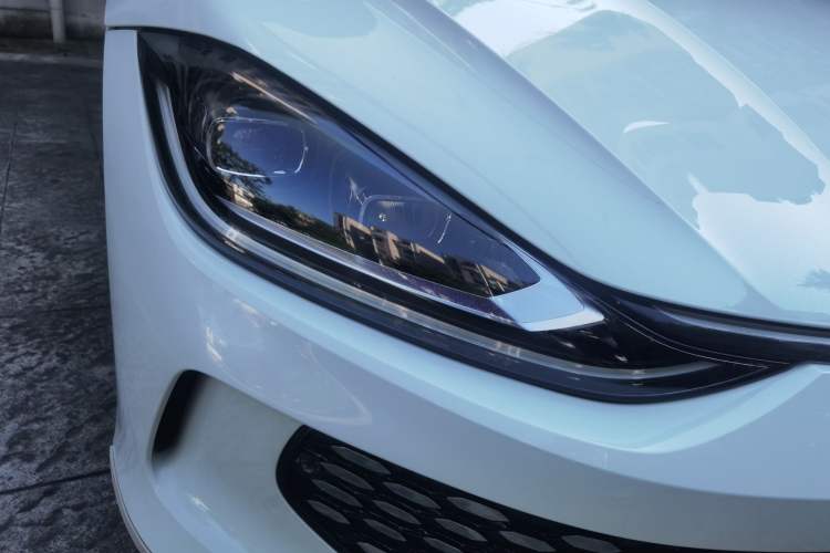 Used Volkswagen Lamando 2024 Lavida L 280TSI DSG Cool & Spicy Edition Right Front Headlight