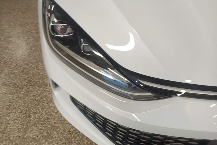Used Volkswagen Lamando 2024 Lavida L 280TSI DSG Cool & Spicy Edition Right Front Headlight