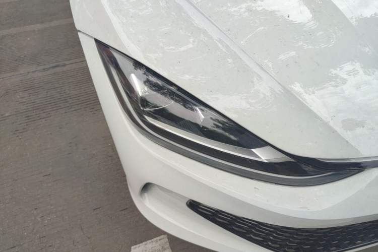 Used Volkswagen Lamando 2024 Lavida L 280TSI DSG Cool & Spicy Edition Right Front Headlight