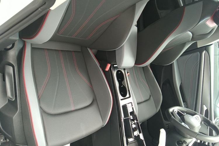 Used Volkswagen Lamando 2024 Lavida L 280TSI DSG Cool & Spicy Edition Right Front Seat