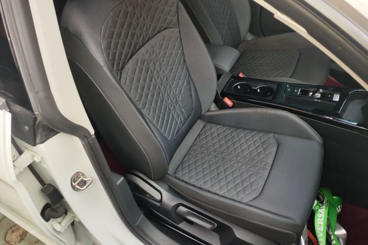 Used Volkswagen Lamando 2024 Lavida L 280TSI DSG Trendy Spicy Edition Right Front Seat