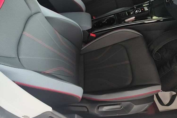 Used Volkswagen Lamando 2024 Lavida L 280TSI DSG Cool & Spicy Edition Right Front Seat