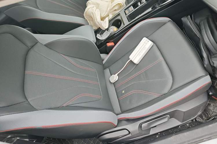 Used Volkswagen Lamando 2024 Lavida L 280TSI DSG Spicy Edition Right Front Seat