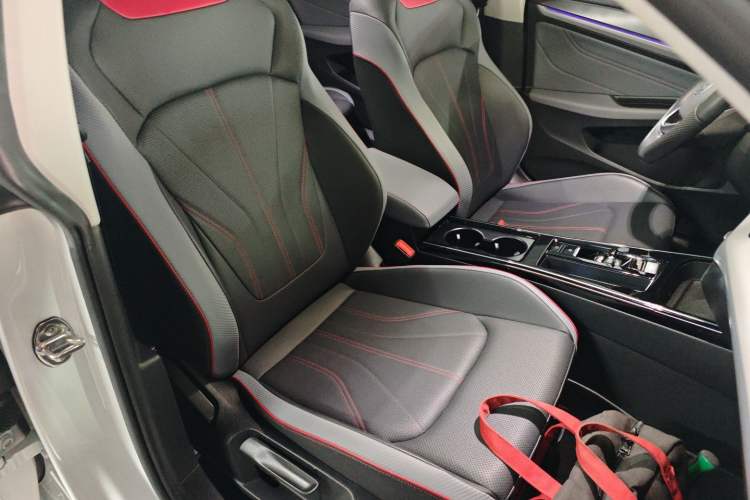 Used Volkswagen Lamando 2024 Lavida L 280TSI DSG Cool & Spicy Edition Right Front Seat