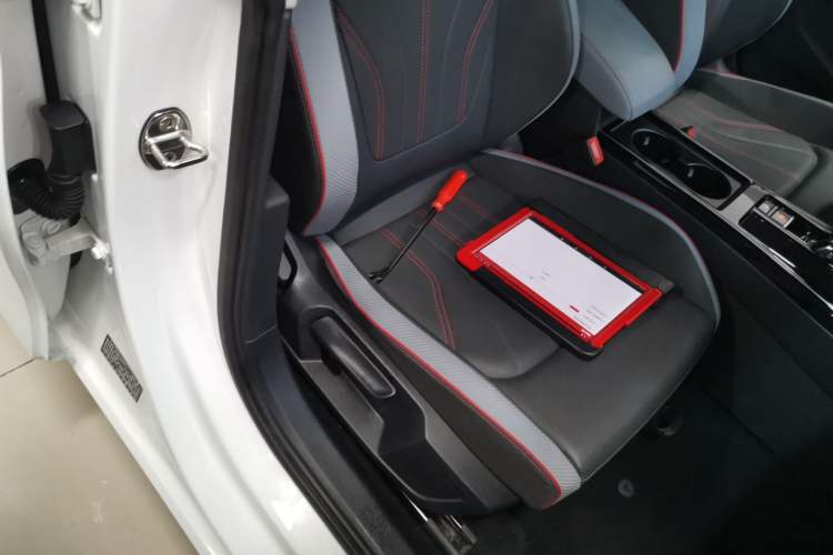 Used Volkswagen Lamando 2024 Lavida L 280TSI DSG Cool & Spicy Edition Right Front Seat