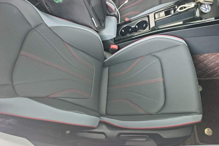 Used Volkswagen Lamando 2024 Lavida L 280TSI DSG Spicy Edition Right Front Seat