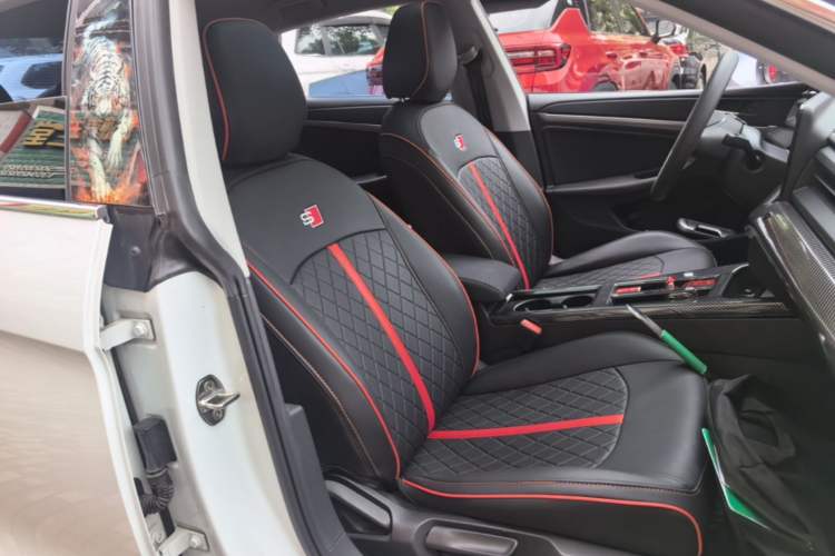 Used Volkswagen Lamando 2024 Lingdu L 200TSI DSG Trendy & Spicy Edition Right Front Seat