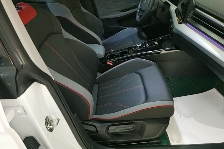Used Volkswagen Lamando 2024 Lavida L 280TSI DSG Cool & Spicy Edition Right Front Seat