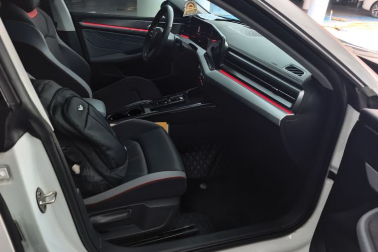 Used Volkswagen Lamando 2024 Lavida L 280TSI DSG Cool & Spicy Edition Right Front Seat
