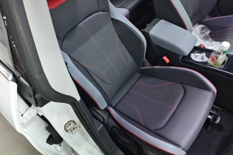Used Volkswagen Lamando 2024 Lavida L 280TSI DSG Cool & Spicy Edition Right Front Seat