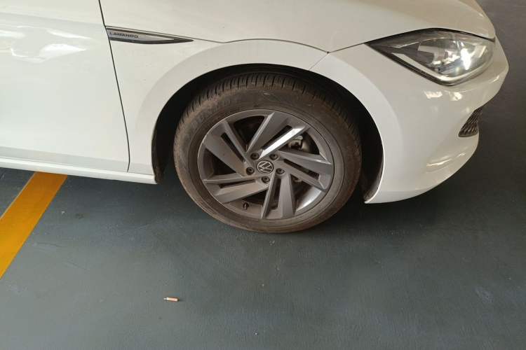 Used Volkswagen Lamando 2024 Lavida L 280TSI DSG Spicy Edition Right Front Wheel Hub