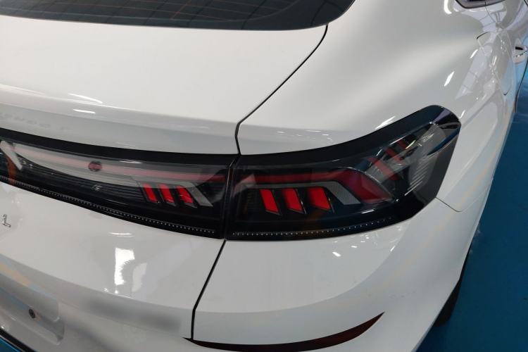 Used Volkswagen Lamando 2024 Lavida L 280TSI DSG Spicy Edition Right Rear Taillight