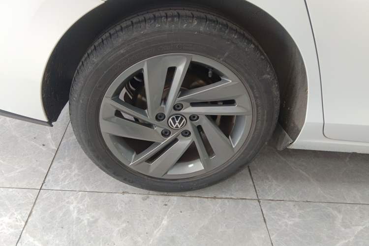 Used Volkswagen Lamando 2024 Lavida L 280TSI DSG Spicy Edition Right Rear Wheel Hub