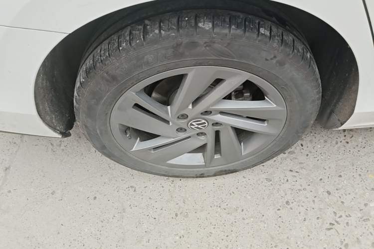 Used Volkswagen Lamando 2024 Lavida L 280TSI DSG Spicy Edition Right Rear Wheel Hub