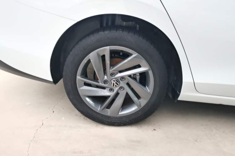 Used Volkswagen Lamando 2024 Lavida L 280TSI DSG Spicy Edition Right Rear Wheel Hub