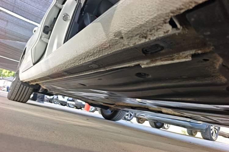 Used Volkswagen Lamando 2024 Lavida L 280TSI DSG Cool & Spicy Edition Right Side Sill
