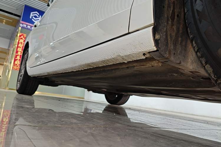 Used Volkswagen Lamando 2024 Lavida L 280TSI DSG Spicy Edition Right Side Sill